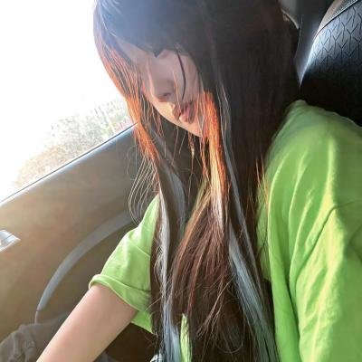 海底裸女