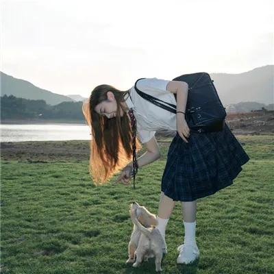 缺席的人